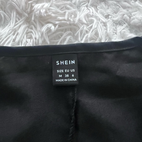 Black Sleeveless Top with Gold Decorative Buckles. New - Picture 4 of 7